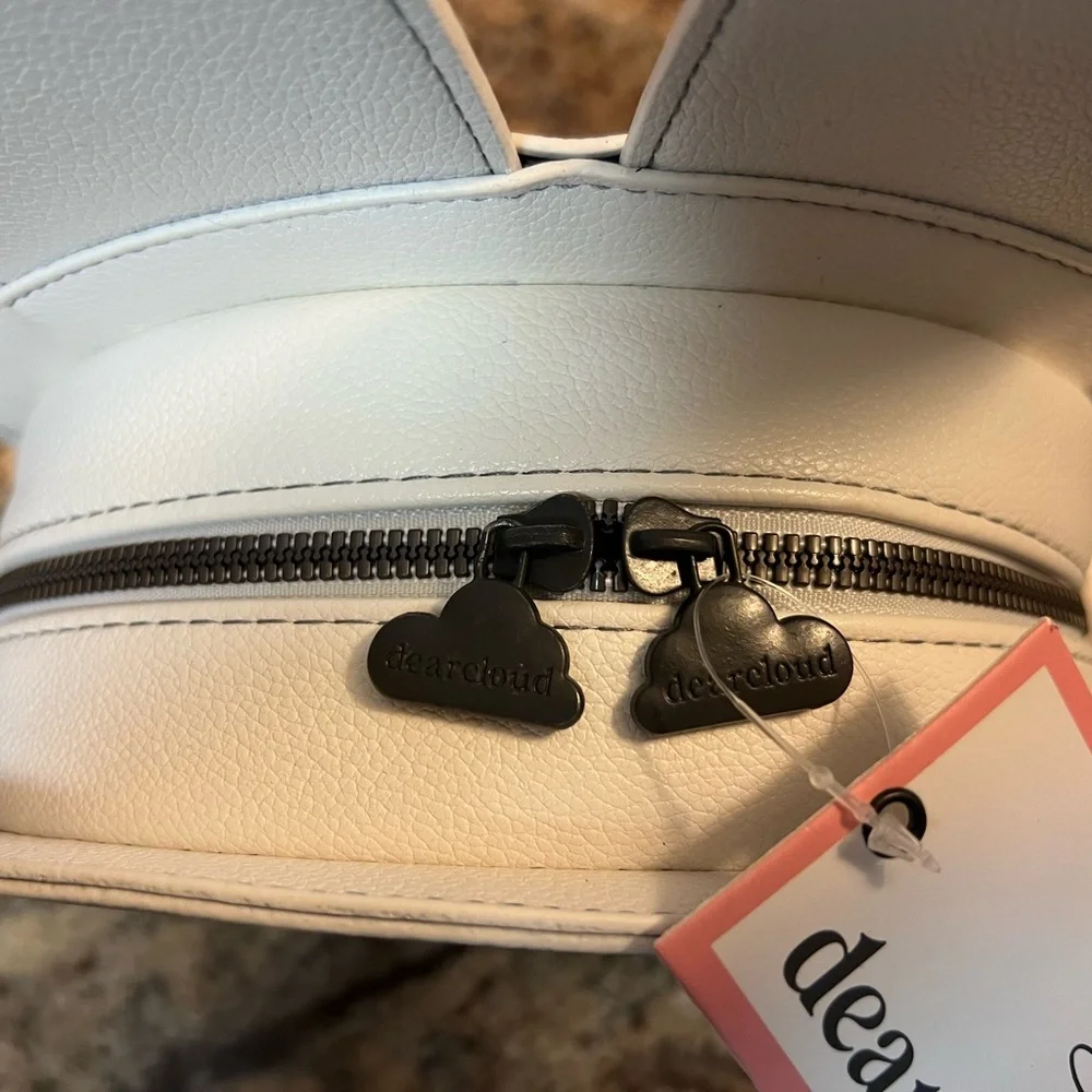 DEARCLOUD MIFFY Faux Leather Cosmetics Bag w/ Removable Wristlet Strap - Picture 7 of 10